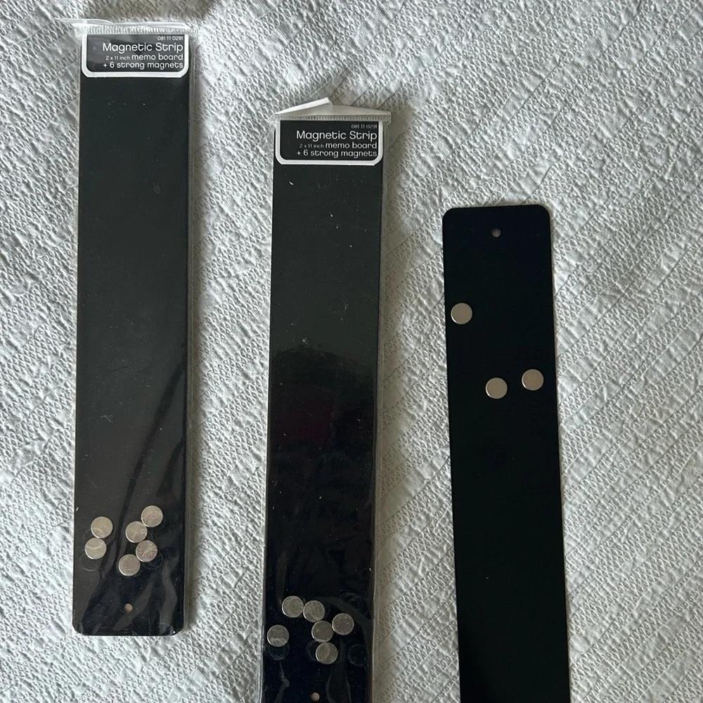 Black Magnetic Strip Set